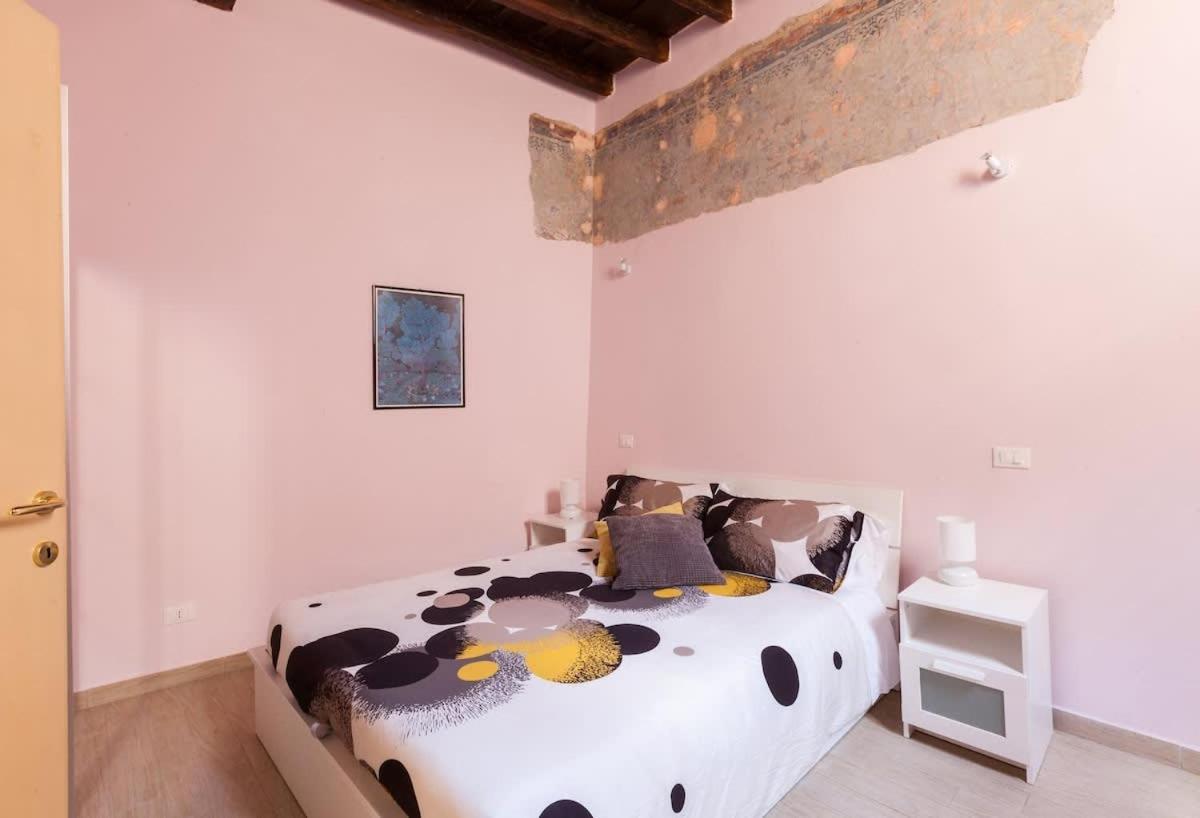 Boccanera A Trastevere Holiday Apartment Rome Bagian luar foto