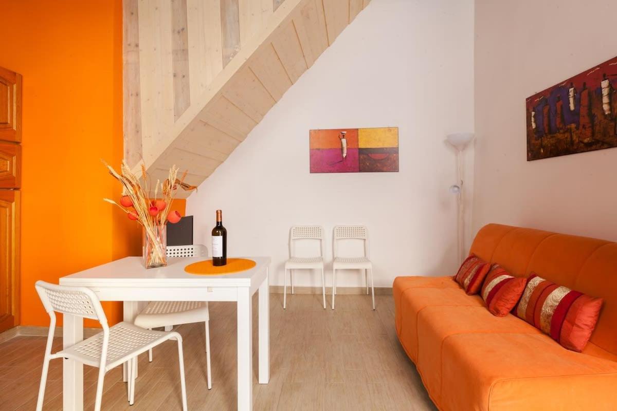 Boccanera A Trastevere Holiday Apartment Rome Bagian luar foto